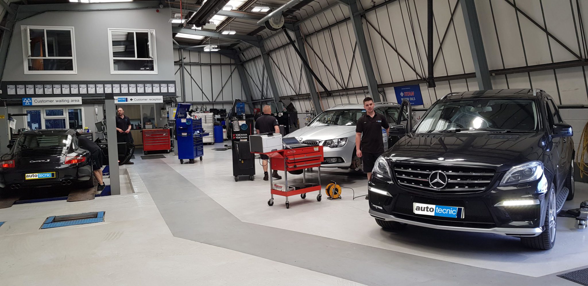 autotecnic-workshop-Mercdes-Skoda-Porsche