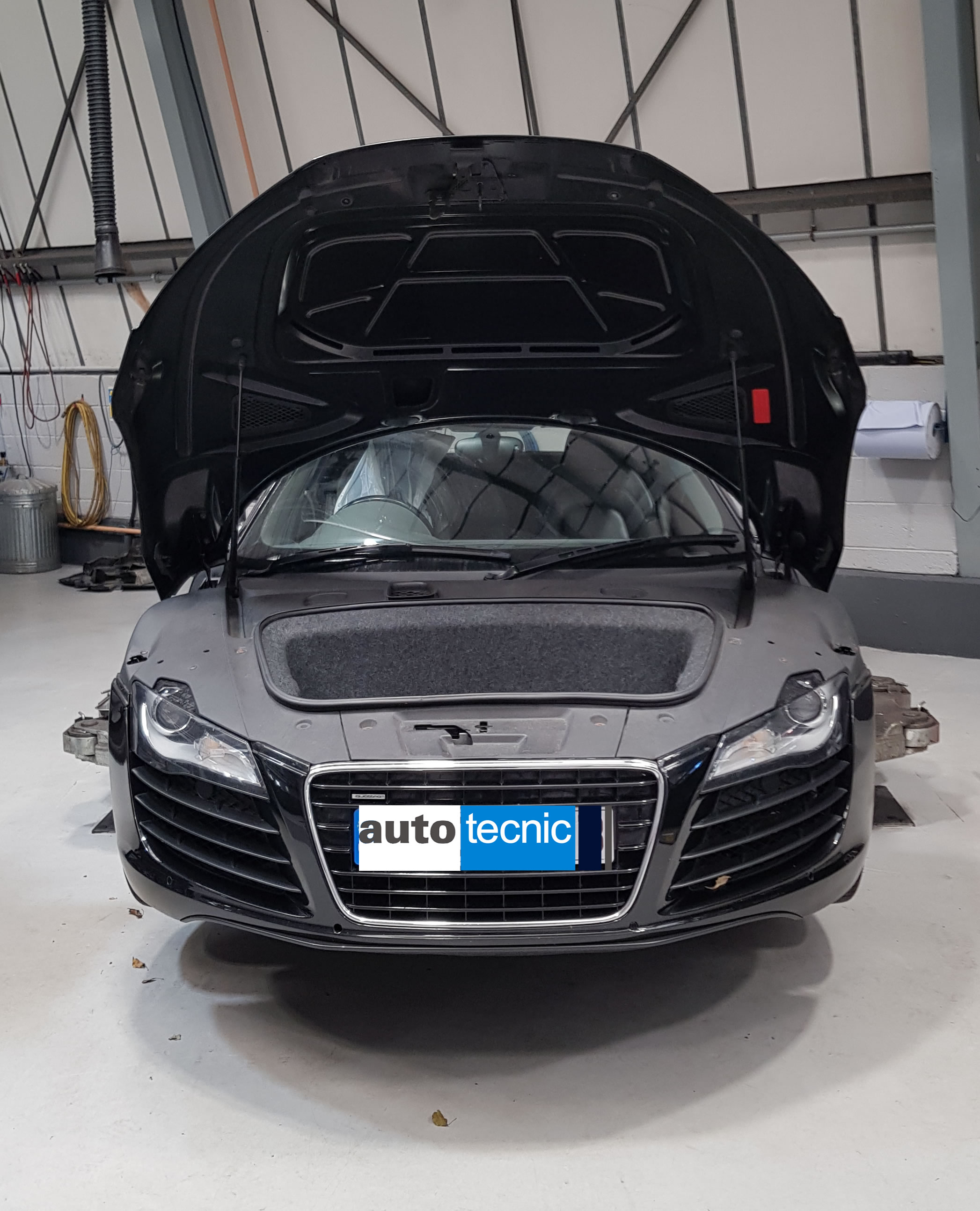 autotecnic workshop Audi R8