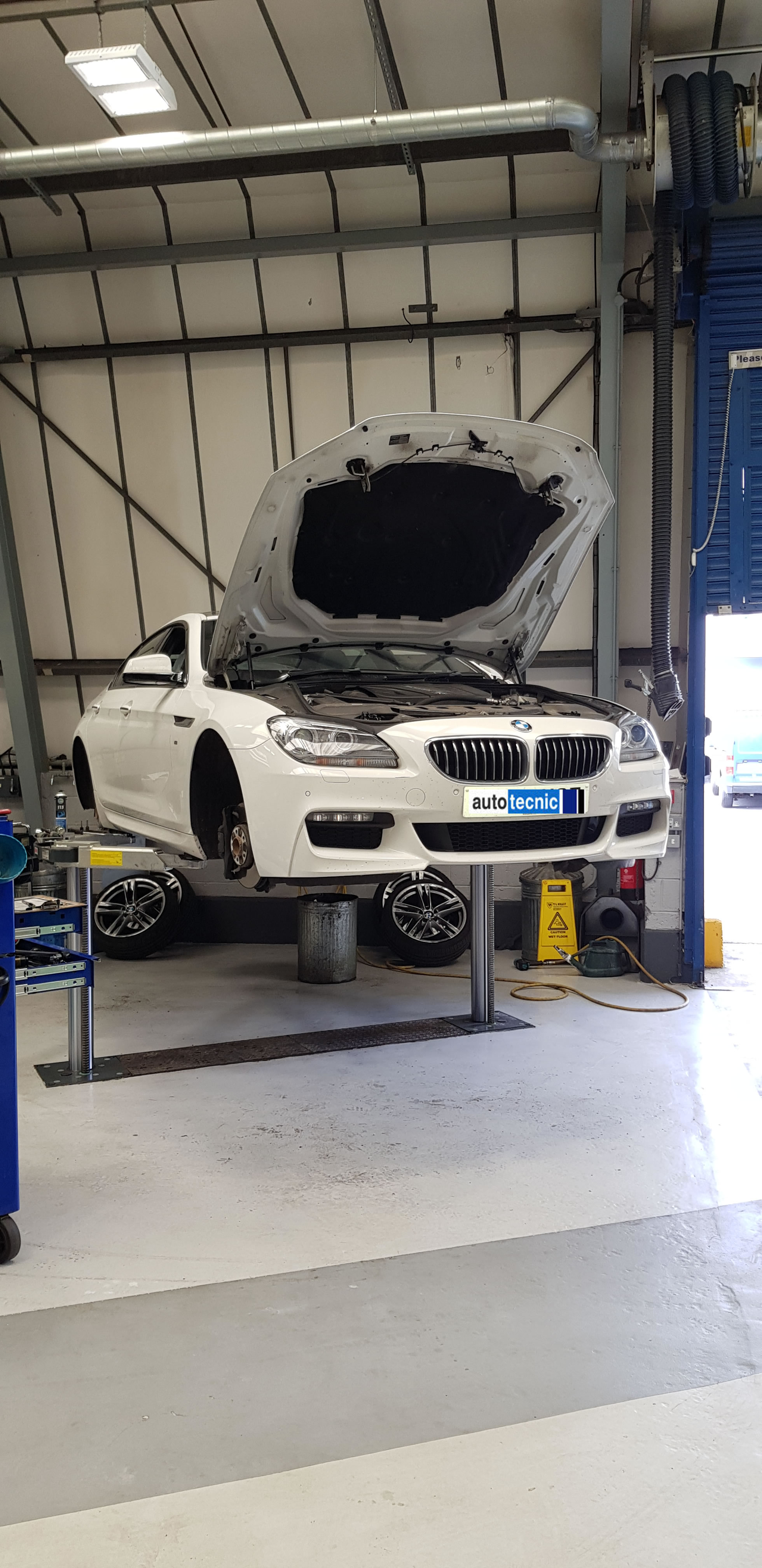 autotecnic workshop BMW 3 Series